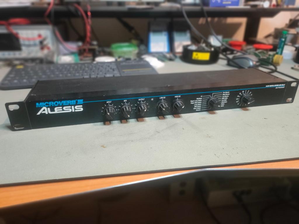 Alesis Microverb III - Vintage Reverb/Multi-effect Processor, Muziek en Instrumenten, Effecten, Ophalen of Verzenden, Gebruikt