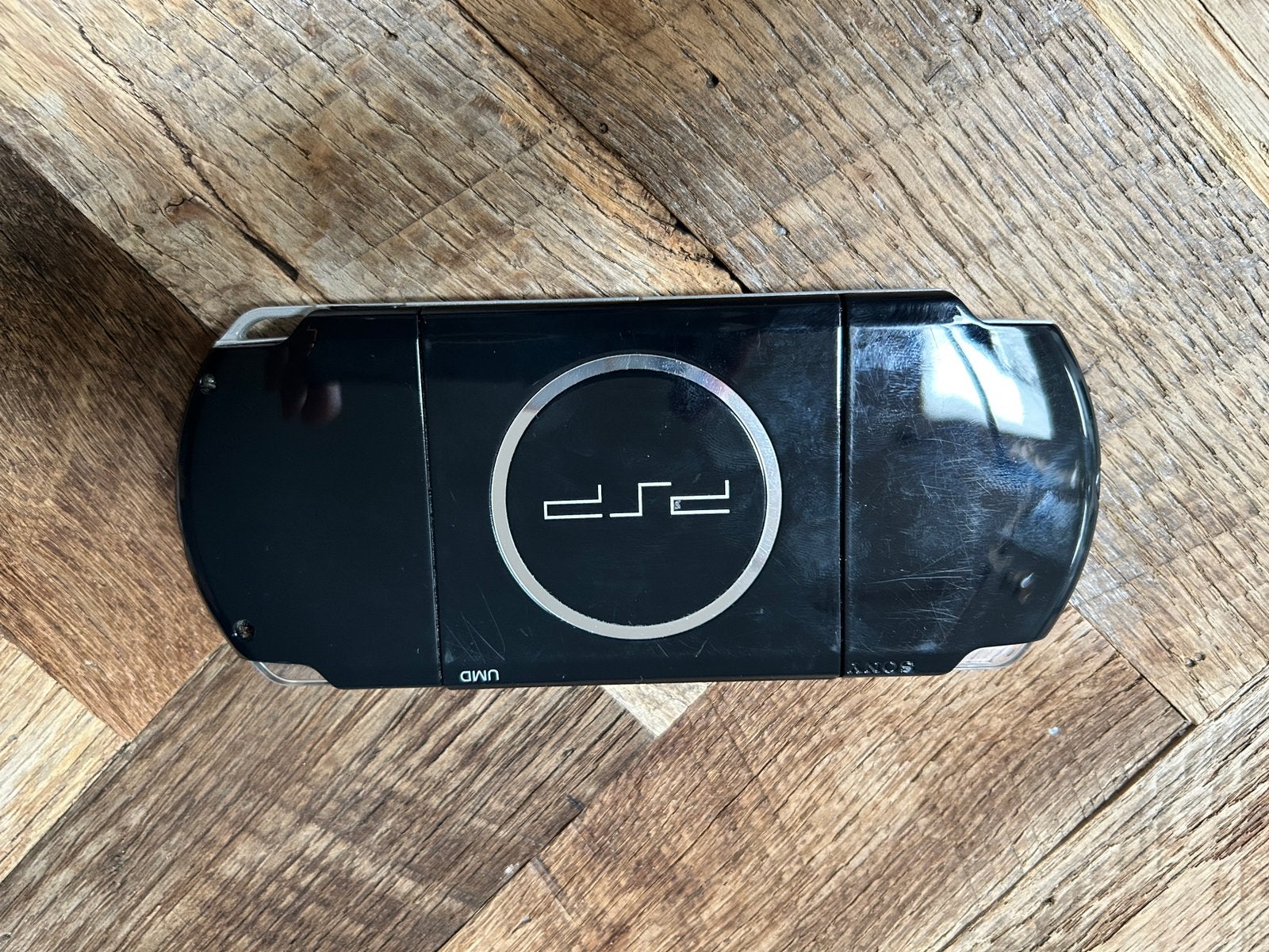 Psp 2000 met originele lader en accu., Overige modellen, Zwart, Ophalen of Verzenden, Gebruikt