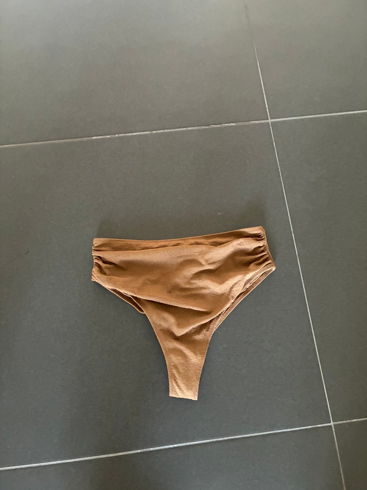 Bikinibroekje maat 40, Kleding | Dames, Badmode en Zwemkleding, Ophalen of Verzenden, Zo goed als nieuw, Badpak