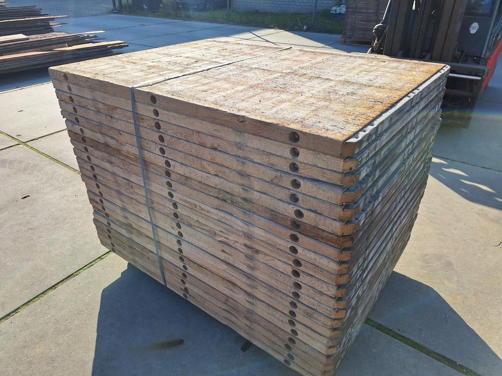 Zeer nette   steenschotten  100x140cm  vlonder terras