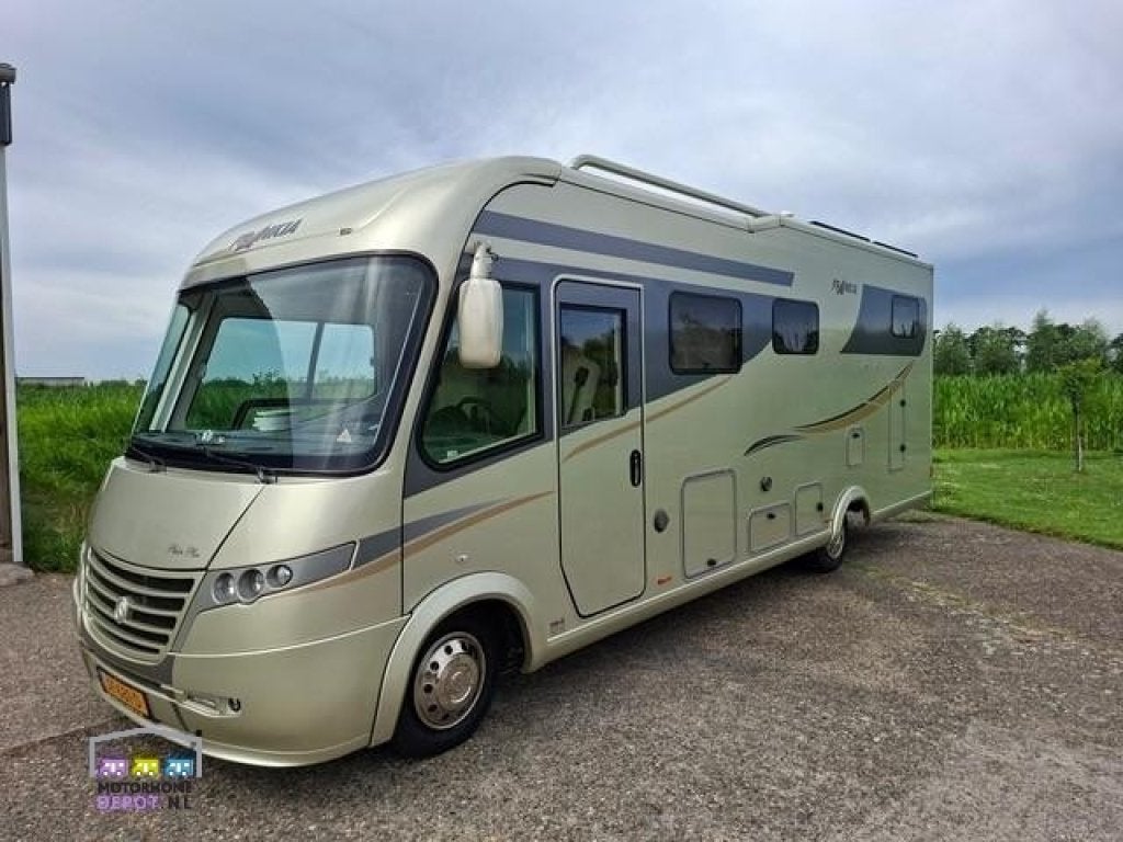 Frankia Platin Plus I 9700 Eerste Eigenaar, Caravans en Kamperen, Campers, Luifel, 7 tot 8 meter, Diesel, Mercedes