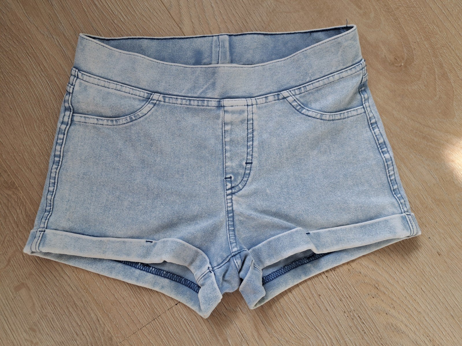 Korte broek maat 146, Broek, Meisje, H&M, Ophalen of Verzenden