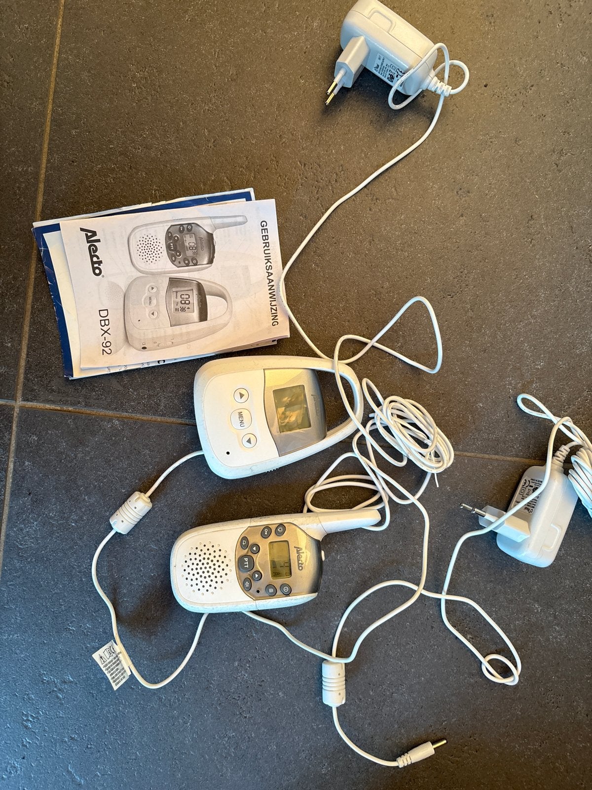 Alecto DBX-82 Babyfoon met Terugspreekfunctie, Ophalen of Verzenden, Gebruikt, 100 tot 250 meter, Terugspreekfunctie