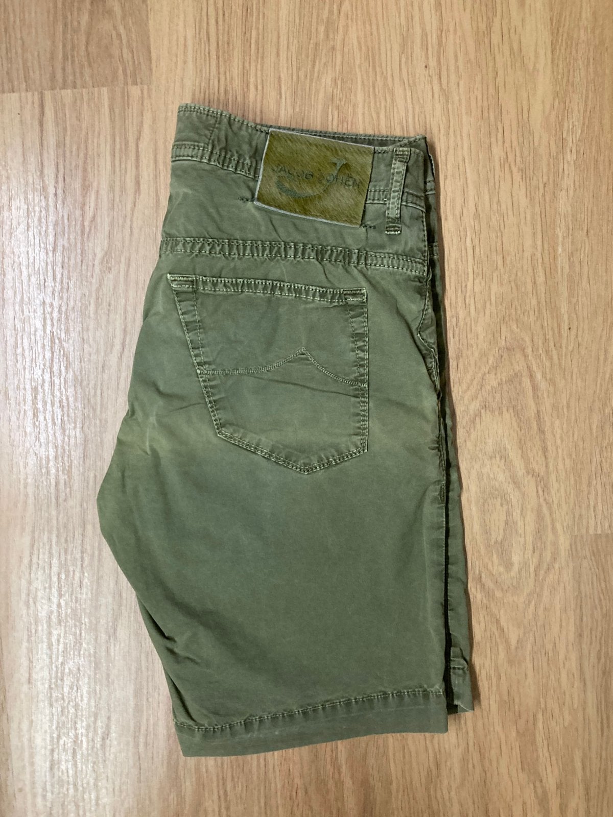 Jacob Cöhen J6636 Korte broek - Bermuda - 30 - Green, Ophalen of Verzenden, Zo goed als nieuw, Jacob Cohen, Groen