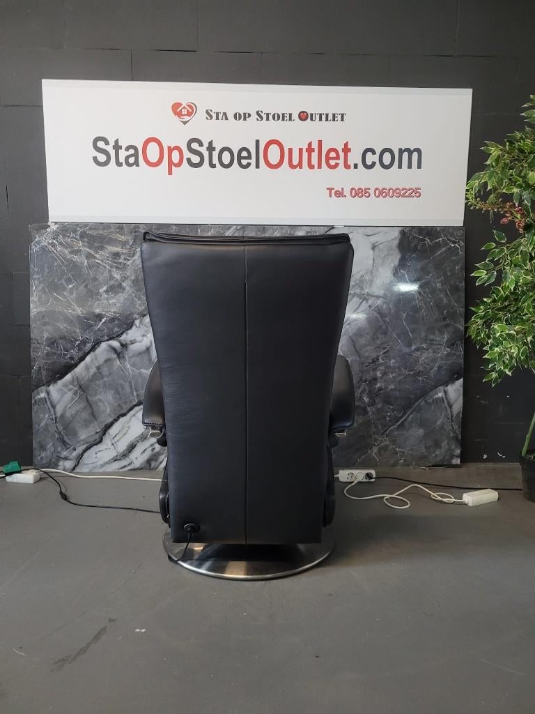 Prominent staopstoel Zwart leder met tiptoetsen, Minder dan 75 cm, Leer, Ophalen of Verzenden, Zo goed als nieuw
