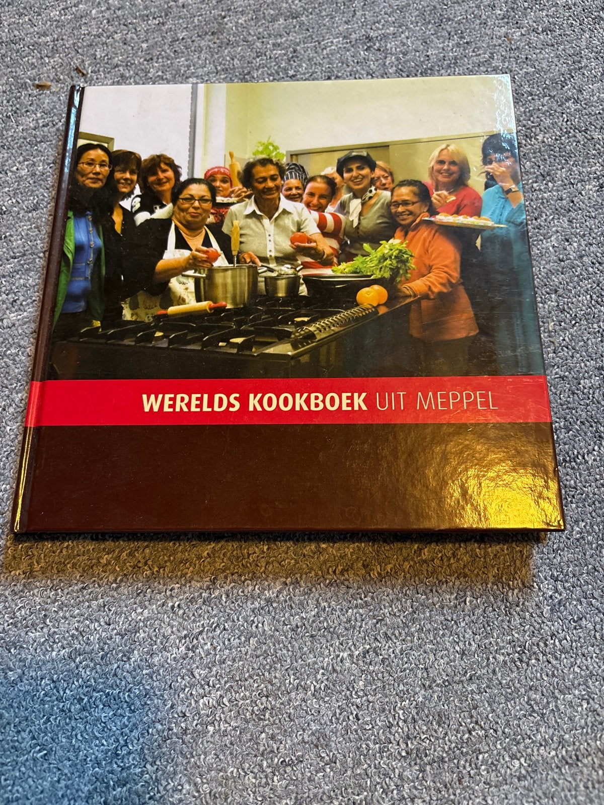 Werelds Kookboek uit Meppel - Diverse Internationale Recepte, Ophalen, Zo goed als nieuw, Overige gebieden, Voorgerechten en Soepen
