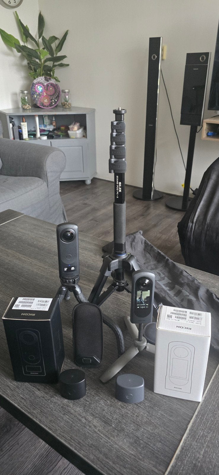 Ricoh Theta Z1 (51G) 360 camera zo goed als nieuw + accesso, Ophalen of Verzenden, Zo goed als nieuw, Overige merken