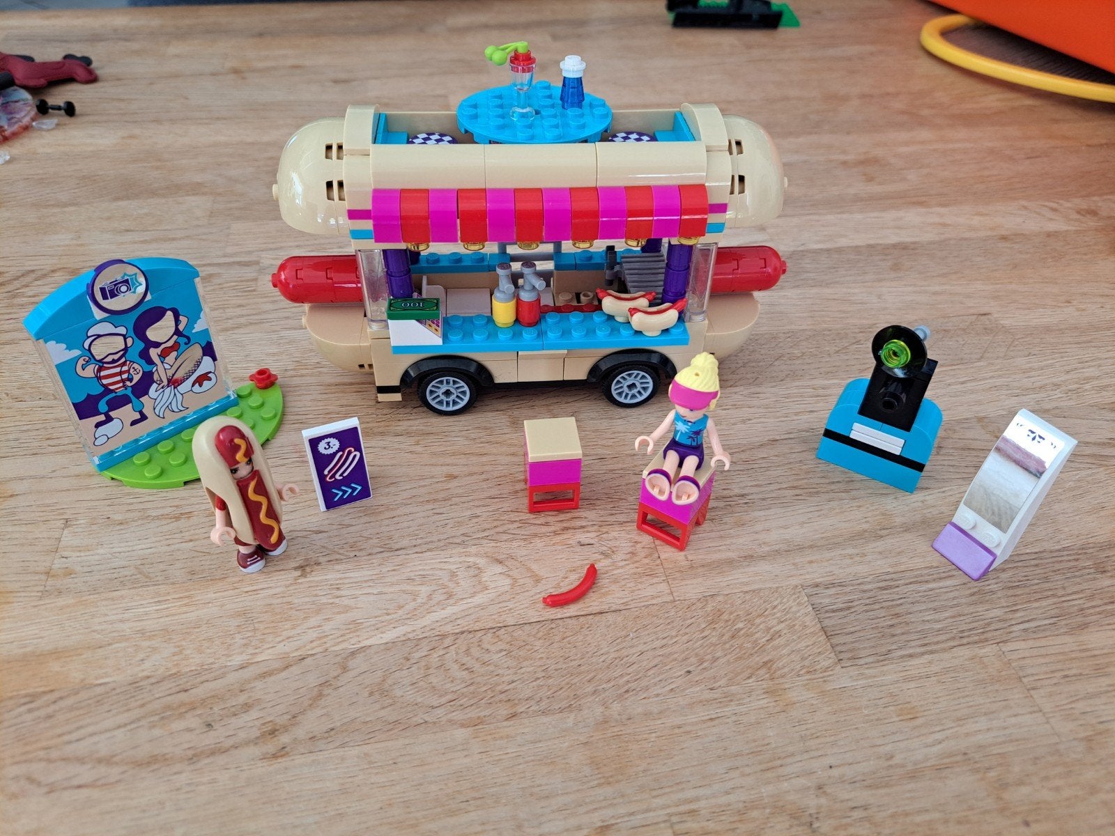 Lego Friends 41129 Hotdog Foodtruck, Ophalen of Verzenden, Zo goed als nieuw