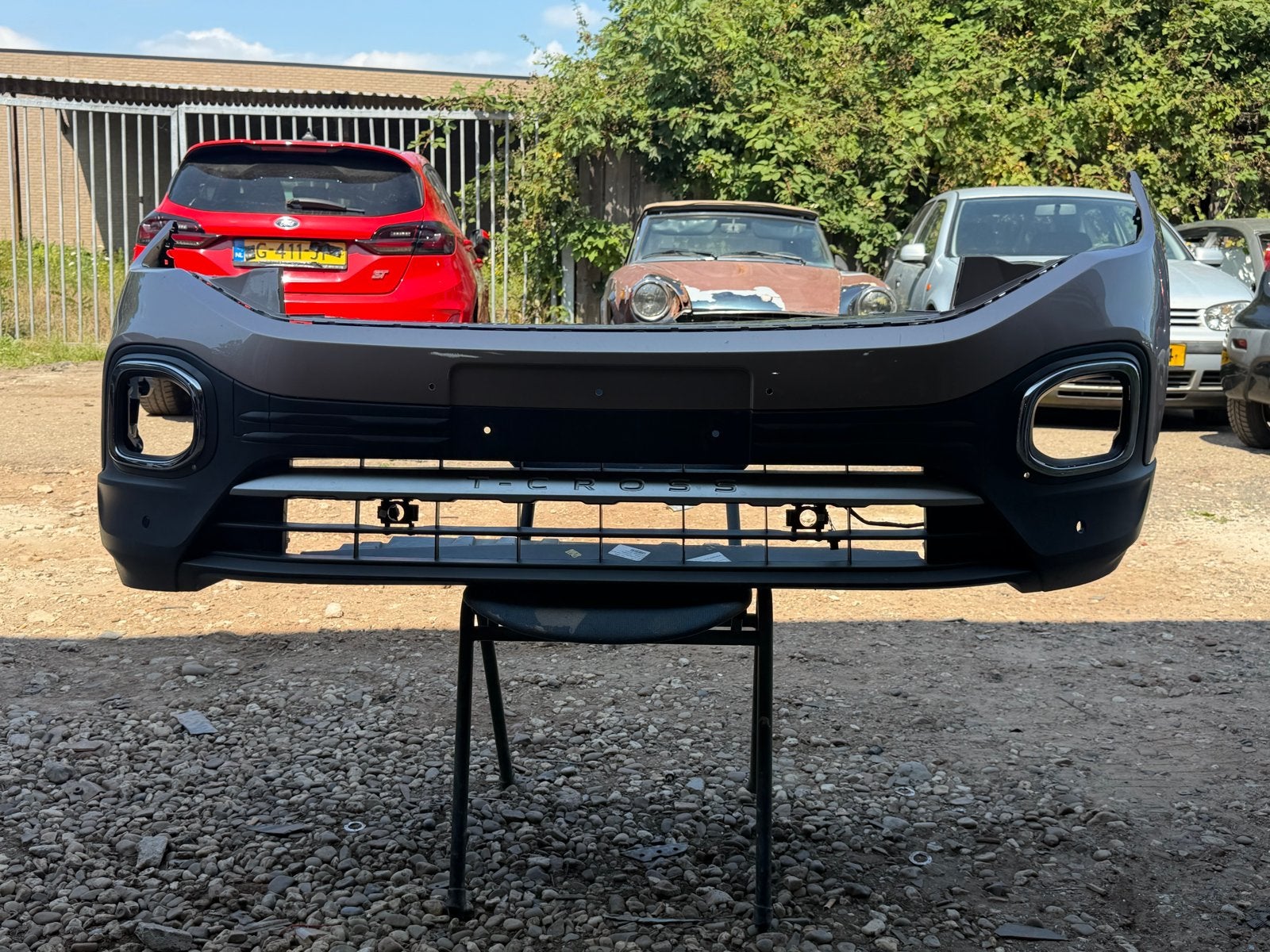 Volkswagen T-Cross Voorbumper - Gebruikt, Gebruikt, Ophalen of Verzenden, Bumper, Volkswagen