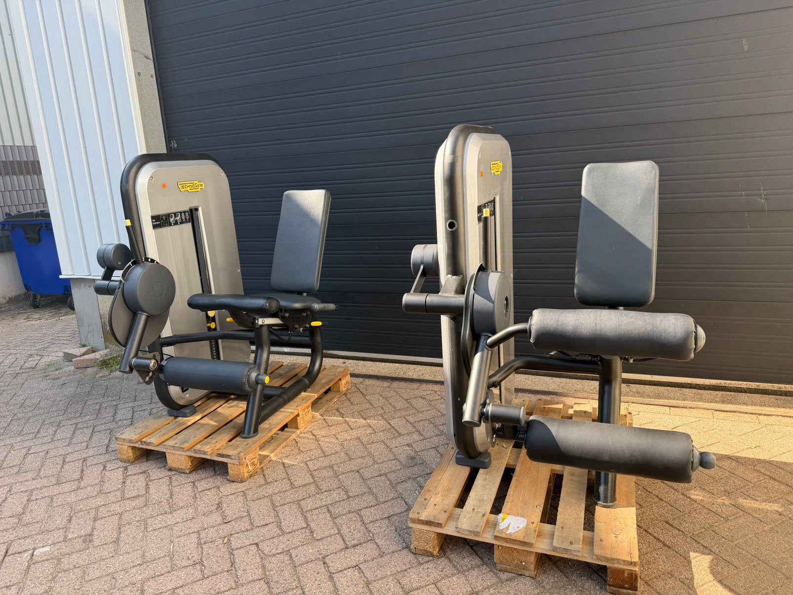 Technogym Leg Extension en Seat Leg Curl, Sport en Fitness, Fitnessmaterialen, Ophalen, Gebruikt, Benen, Overige typen