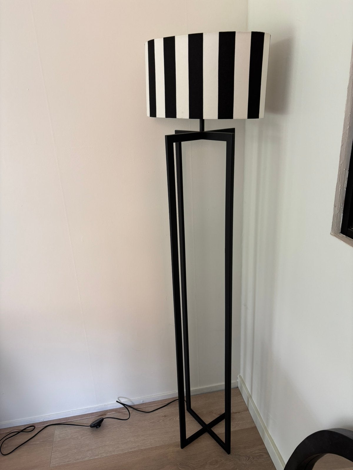 Design vloerlamp Mace (Light & Living) met ovale kap, Ophalen, Zo goed als nieuw