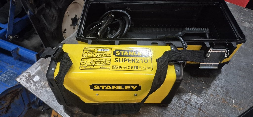 Stanley Super 210 Inverter Lasapparaat met Koffer, Ophalen, Zo goed als nieuw, 250 ampère of meer, Inverter