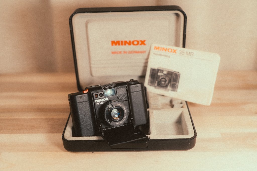 Minox 35 MB set met MF 35 T flitser, doos en handleiding, Audio, Tv en Foto, Fotocamera's Analoog, Ophalen of Verzenden, Gebruikt