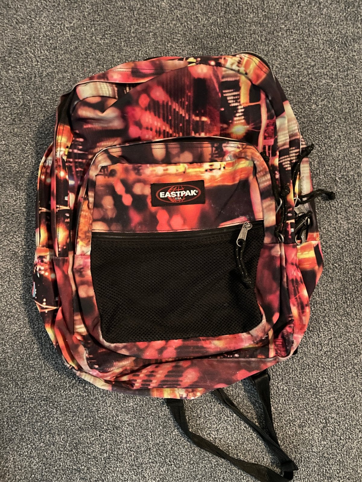 Eastpak rugzak met unieke print - Zo goed als nieuw, Ophalen of Verzenden, Zo goed als nieuw, 25 tot 40 cm, Eastpak