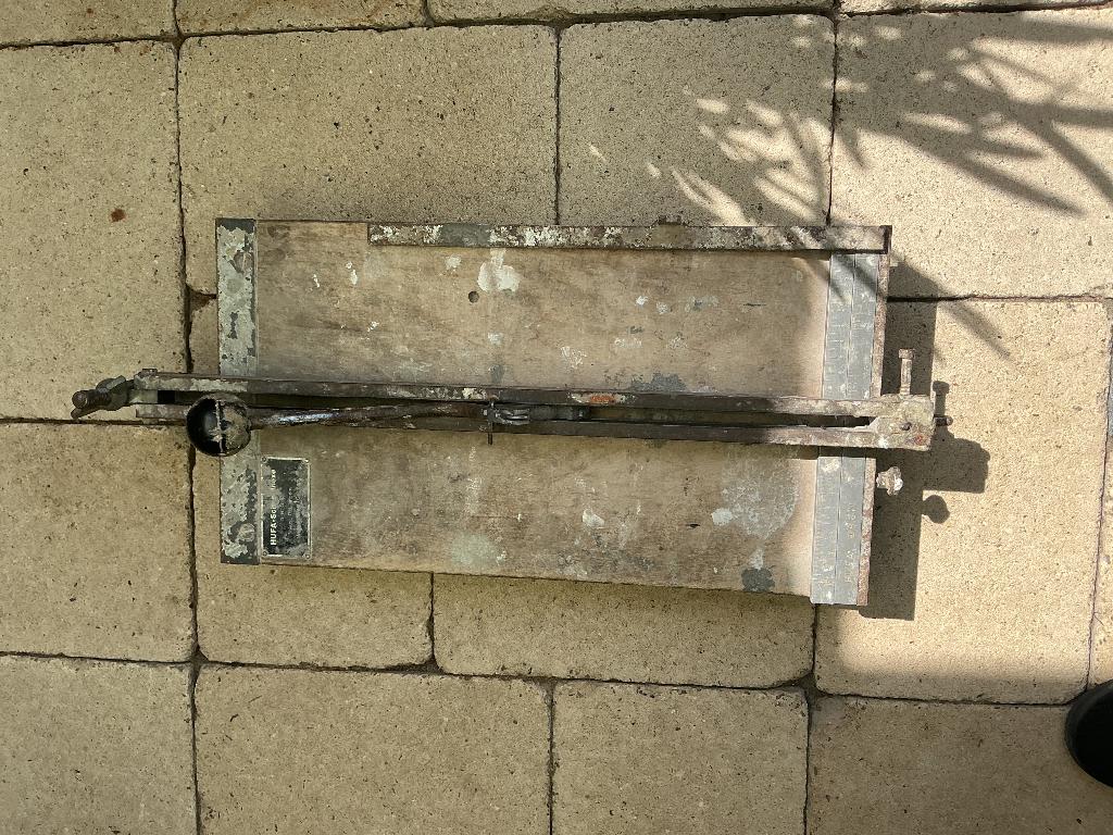 Tegel snijder, Ophalen, Gebruikt