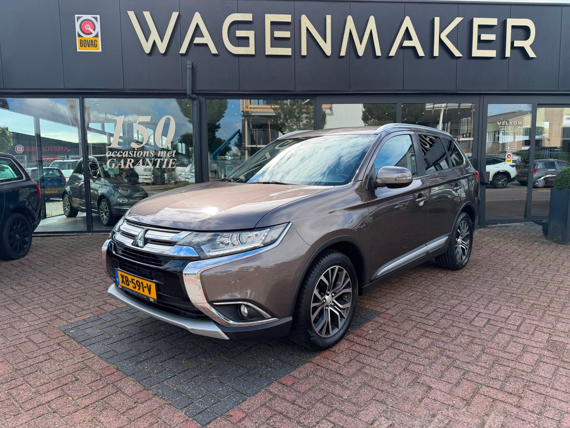 Mitsubishi Outlander 2.0 Connect Pro AUT|Cruise|CAM|Carplay, Auto's, Stof, Euro 6, 4 cilinders, Grijs