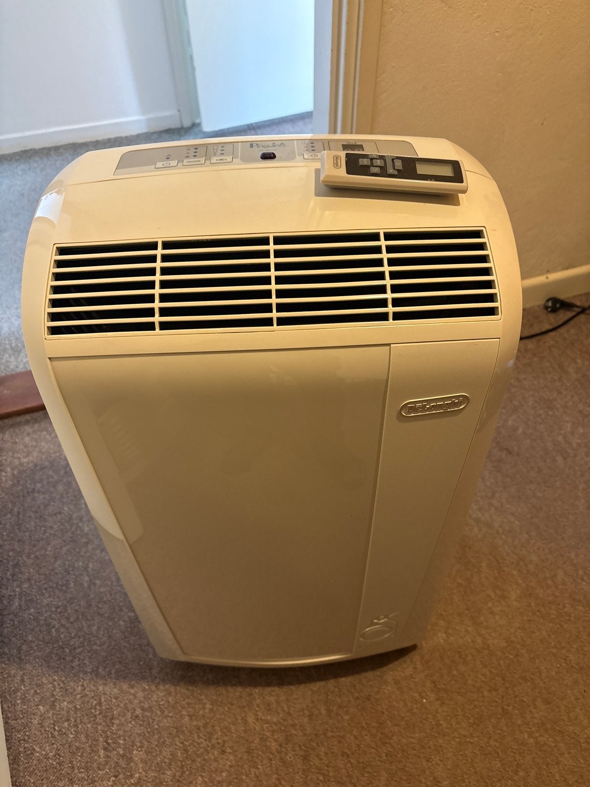DeLonghi Pinguino Mobiele Airco met Afstandsbediening, Ophalen, Gebruikt, Minder dan 60 m³, 3 snelheden of meer