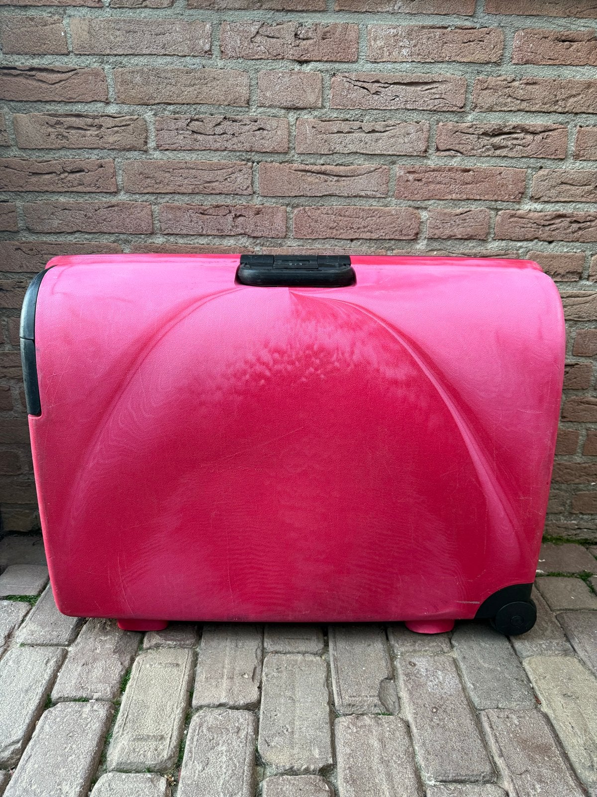 Samsonite Knalroze Grote Koffer met Wieltjes en Handvat, Hard kunststof, 45 tot 55 cm, Zo goed als nieuw, 70 cm of meer