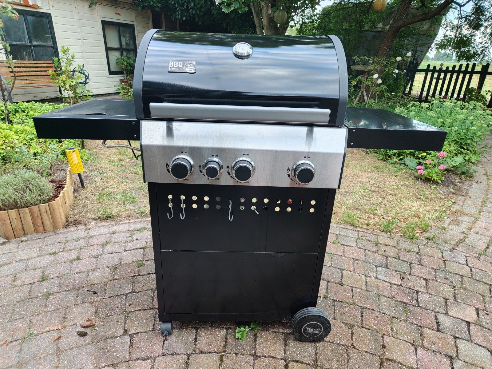 Central Park Salta Gasbarbecue 13,5kW 3 brander+zijbrander, Tuin en Terras, Ophalen, Gebruikt, Central Park