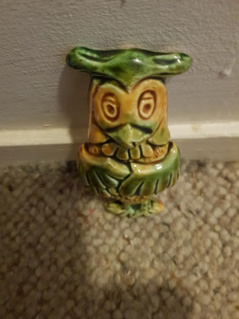 Meneer de Uil van keramiek., Ophalen