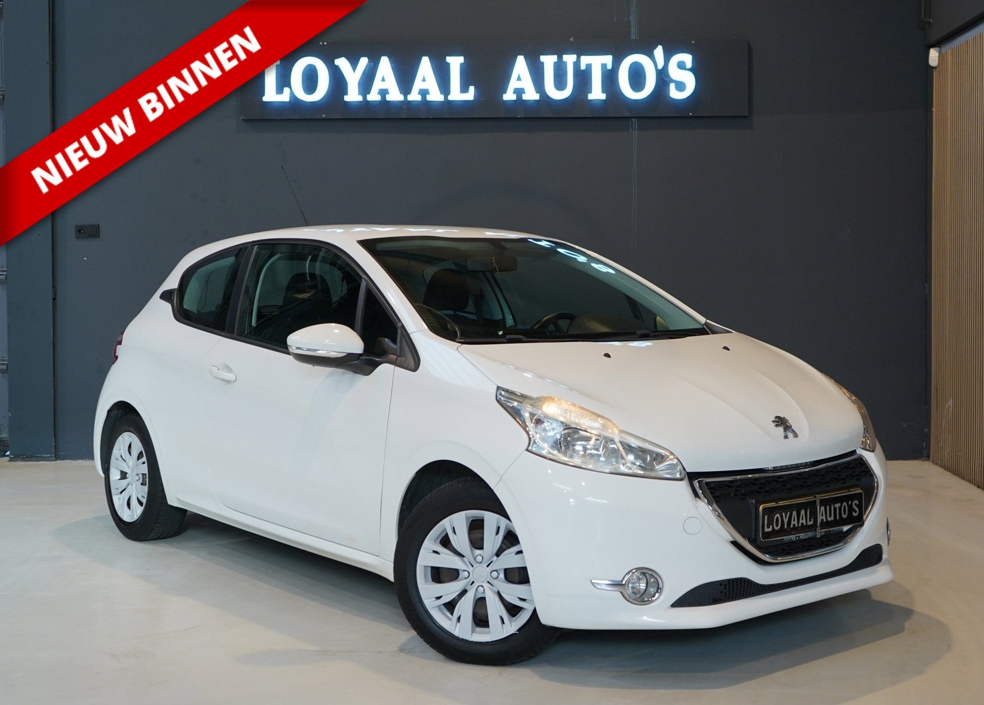 Peugeot 208 1.0 VTi Active | PDC | ELEK RAMEN | AIRCO | APK, Voorwielaandrijving, Euro 5, 31 €/maand, Bedrijf