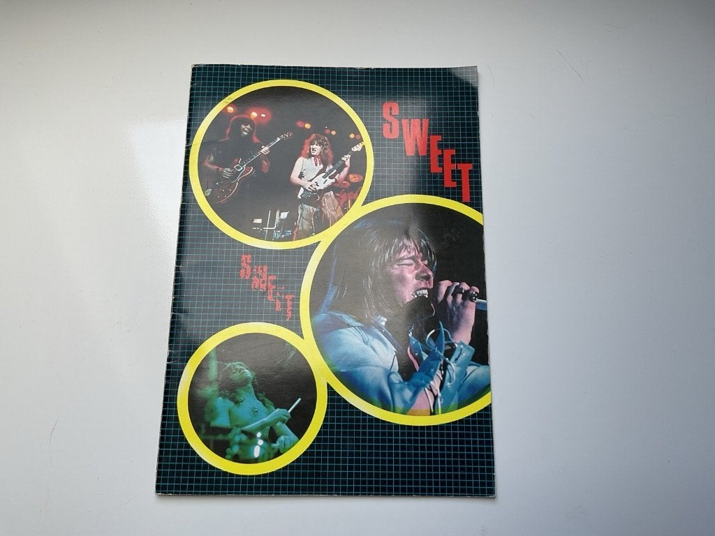 SWEET -  TOURBOEK 1976 japan + 7'singel Fox on the run, Ophalen of Verzenden, Zo goed als nieuw, Artiest