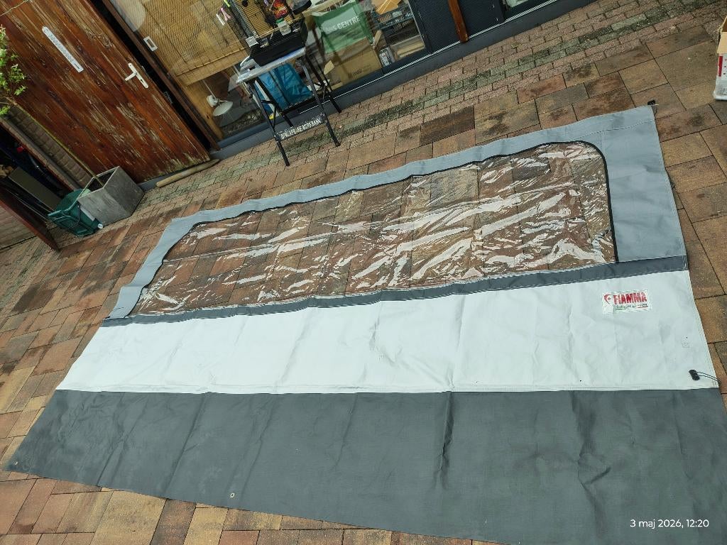 Voorwand Fiamma 385, Ophalen of Verzenden, Zo goed als nieuw