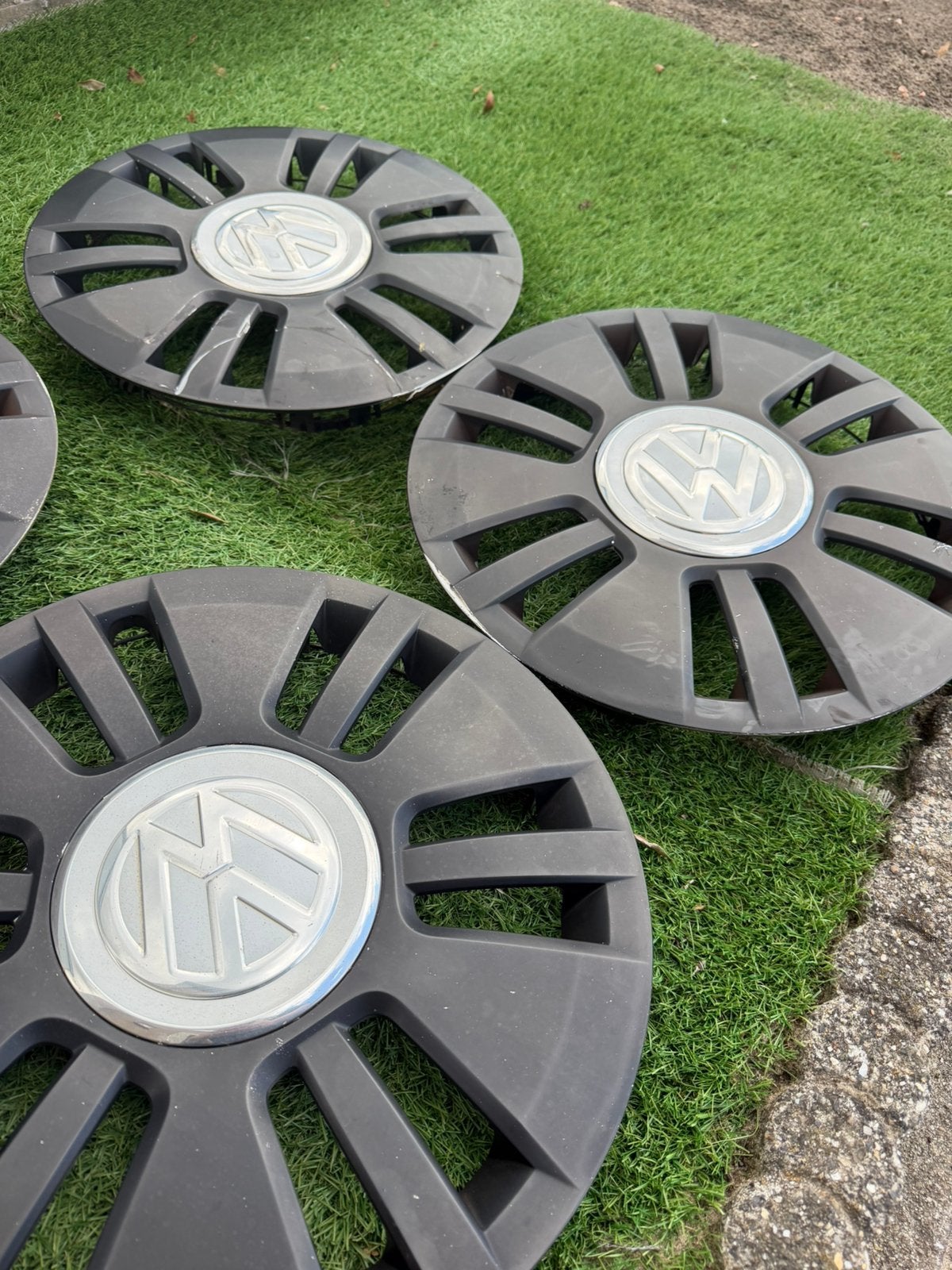 Volkswagen up orginele wieldoppen, Auto diversen, Ophalen, Zo goed als nieuw