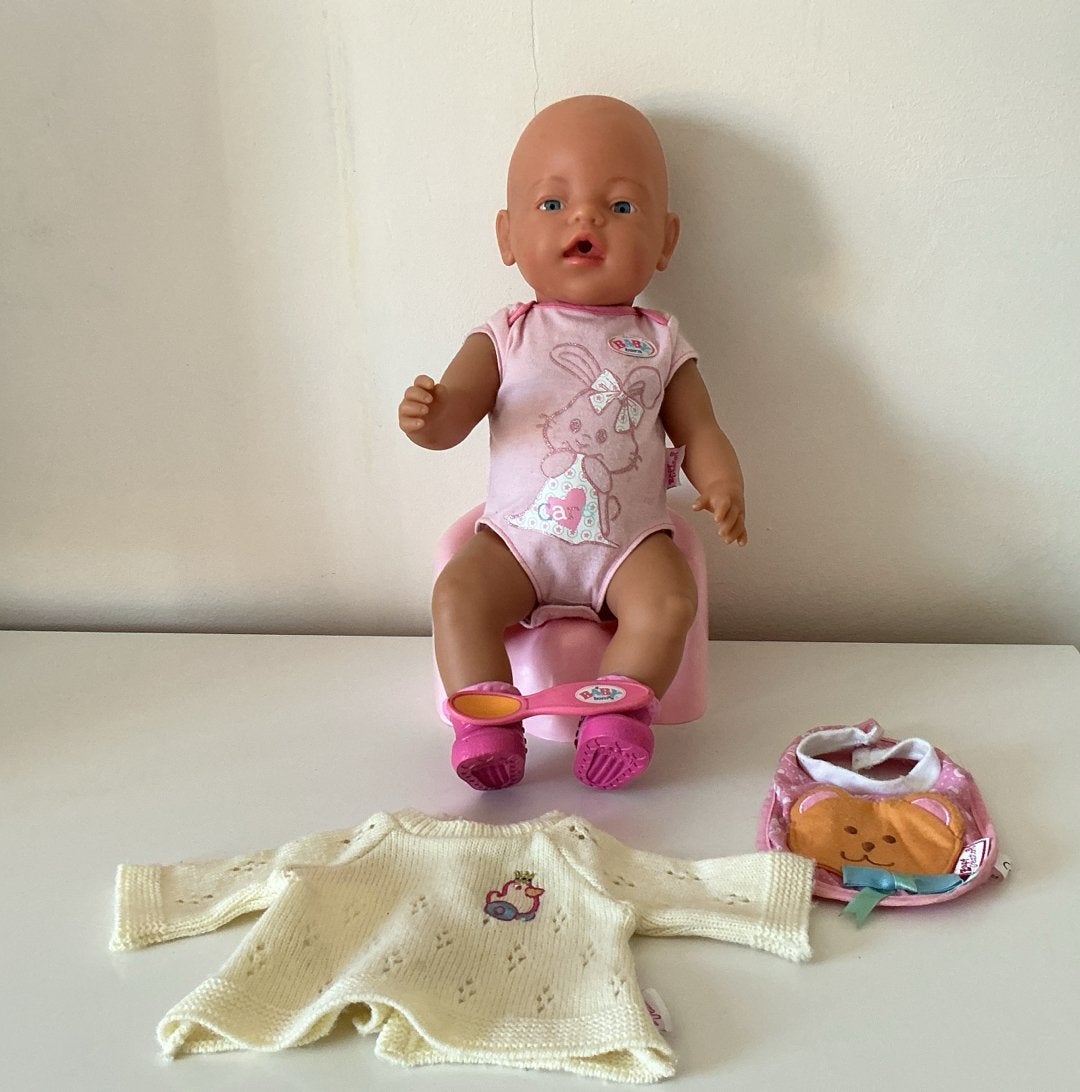 Baby Born pop met accessoires en kleertjes!, Ophalen of Verzenden, Zo goed als nieuw, Babypop