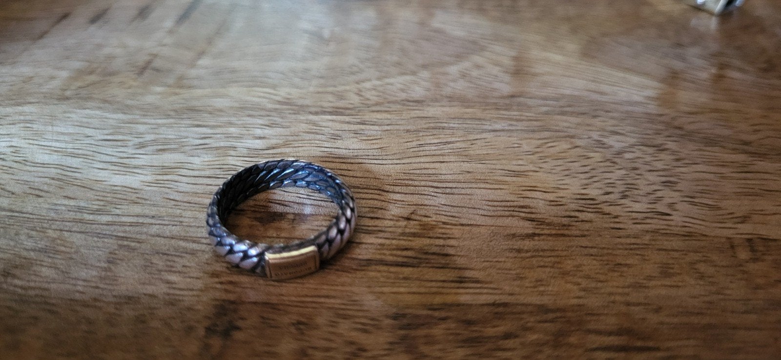 Buddha to Buddha ring met gouden logo, Ophalen of Verzenden