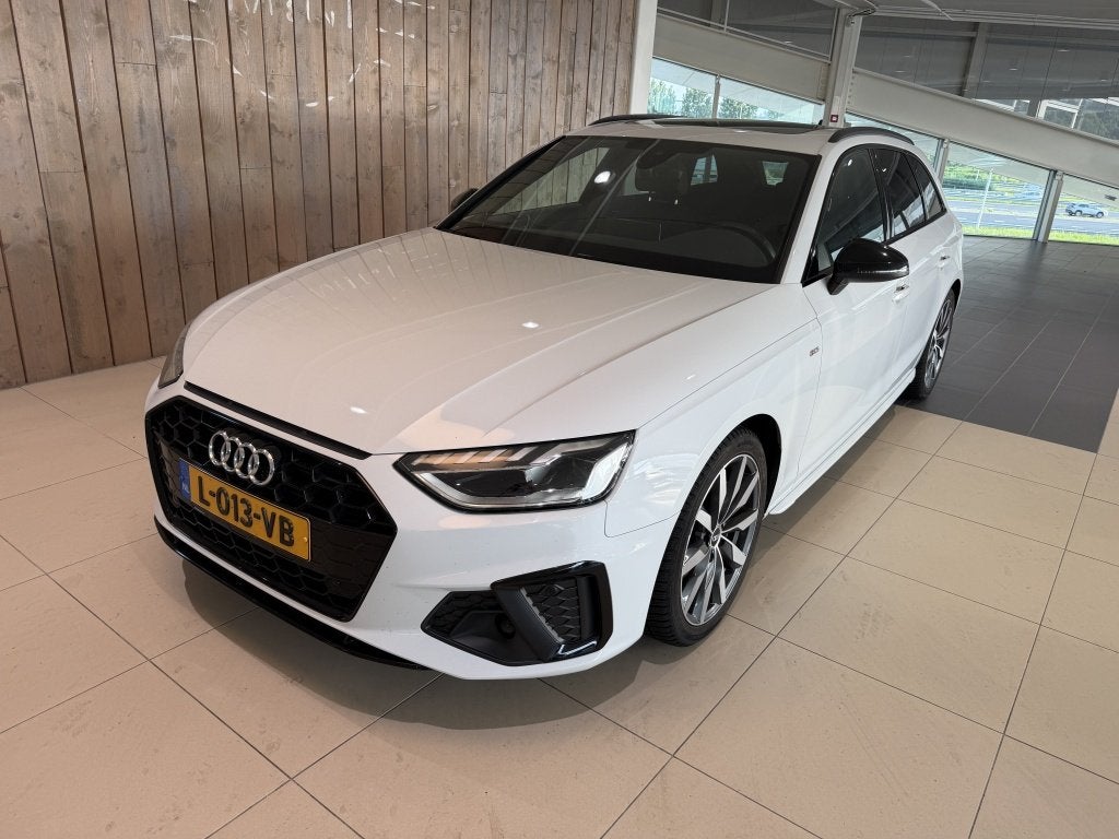 Audi A4 Avant 40 TFSI S edition Competition (bj 2021), Auto's, Audi, Gebruikt, Euro 6, 4 cilinders, 1984 cc