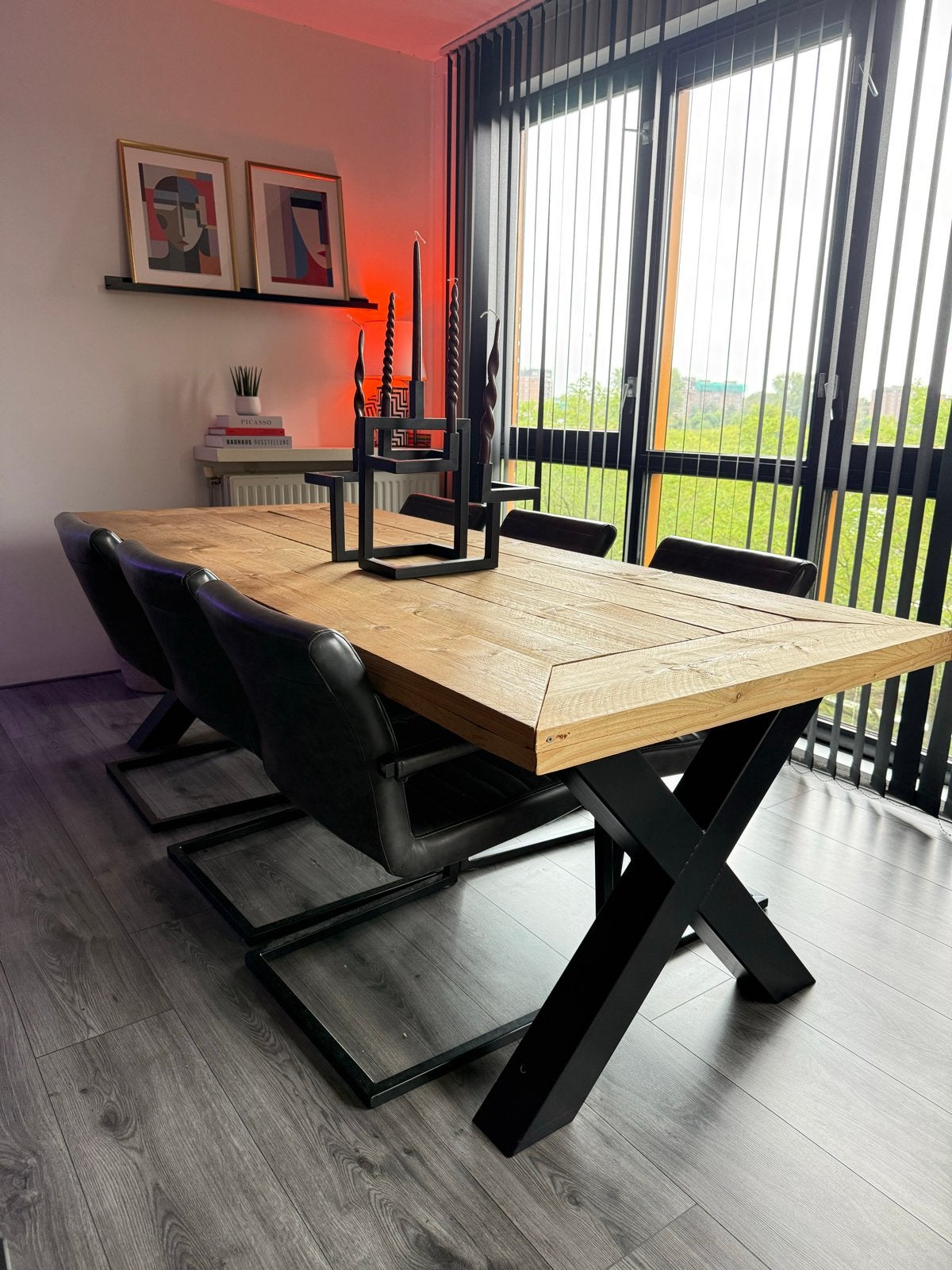 Steigerhouten eettafel met zwart metalen X-poten, Ophalen, Eikenhout, 50 tot 100 cm, Zo goed als nieuw