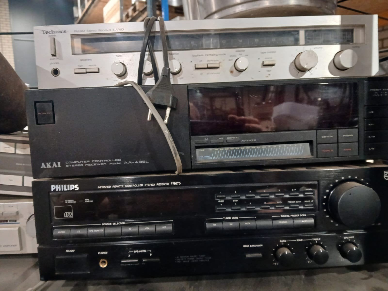 Partij versterkers en tuners uit nalatenschap, Overige merken, Ophalen of Verzenden, Partij versterkers, Stereo apparatuur