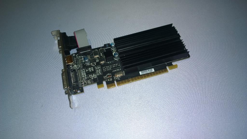 Retro XFX Radeon HD 5450 - 1GB - HDMI/DVI/VGA, Stress Tested, Computers en Software, Vintage Computers, Ophalen, XFX