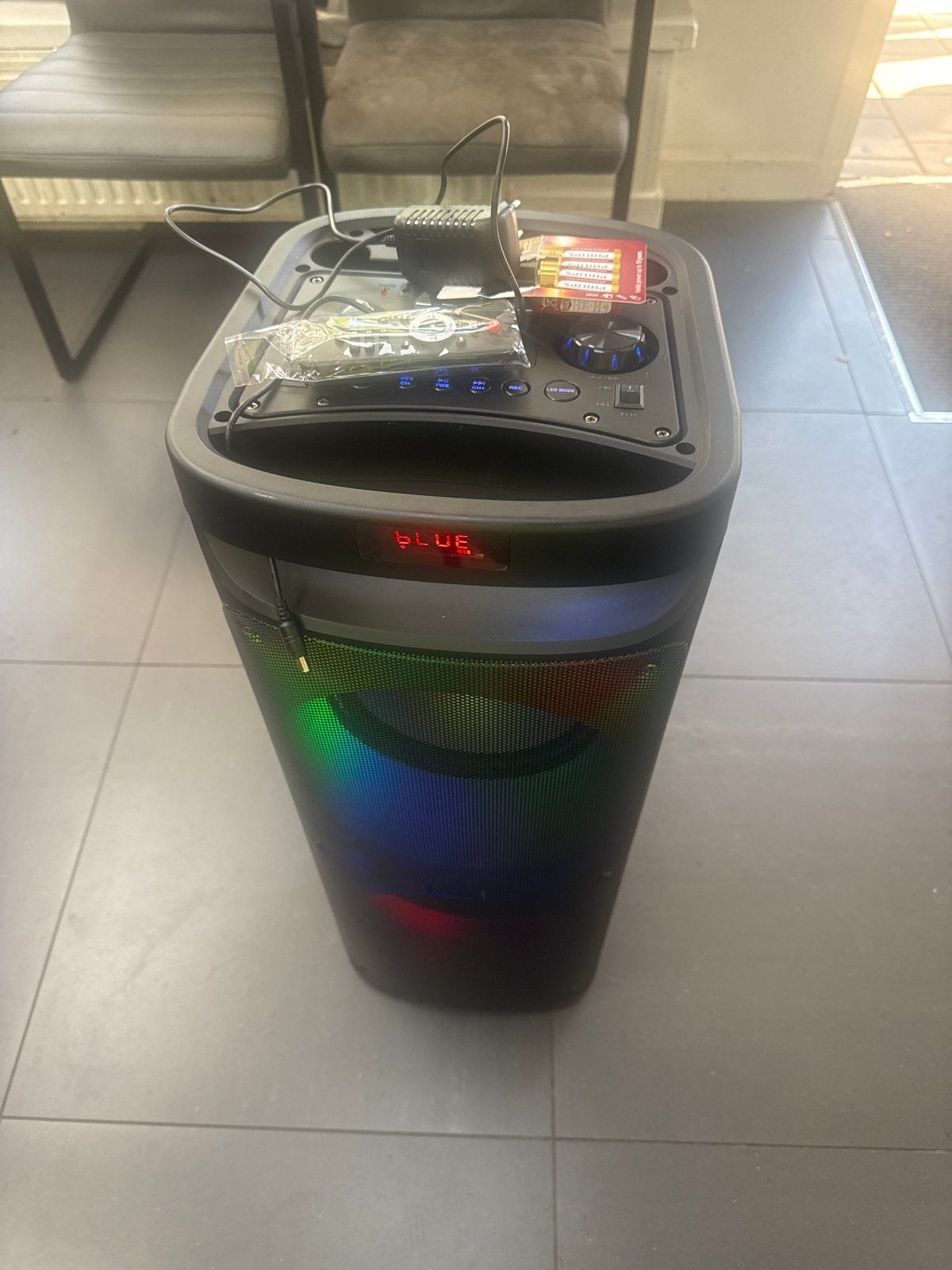 Party Speaker met Lichteffecten en Microfoon, Overige merken, Party speaker, Ophalen of Verzenden, Zo goed als nieuw