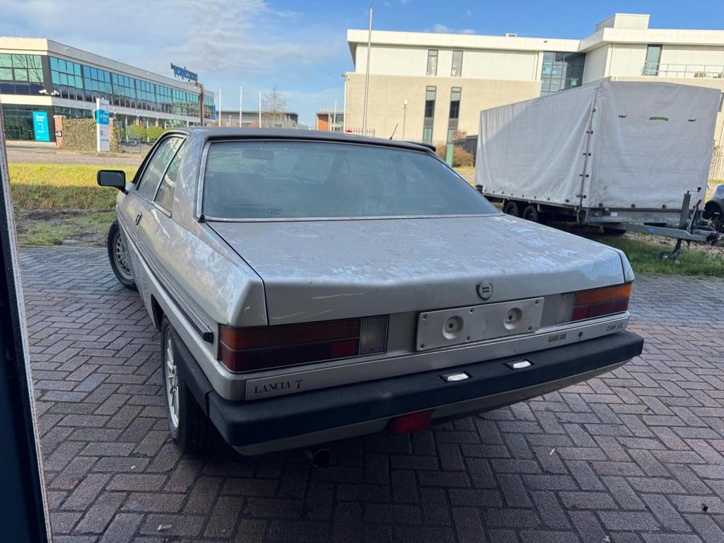 Lancia Gamma coupe Unieke Schuurvondst Loopt en Rijd, Gebruikt, Overige modellen, 4 cilinders, 1340 kg