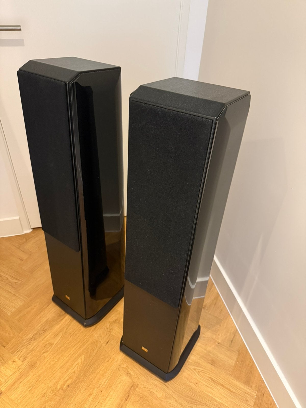 TMA Contour 4 speakers – set van 2, 120 tot 150 watt, Speakerset, Zo goed als nieuw, Ophalen