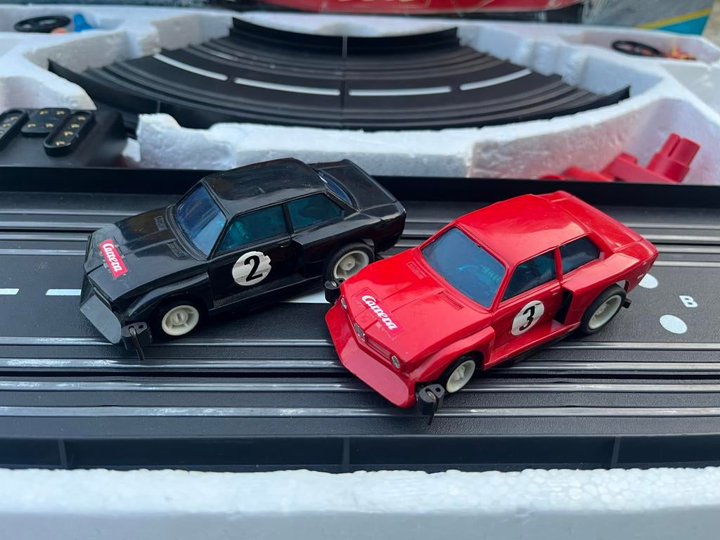 Carrera Servo 140 racebaan met 2 BMW's, Kinderen en Baby's, Speelgoed | Racebanen, Racebaan, Carrera, Ophalen of Verzenden, Zo goed als nieuw