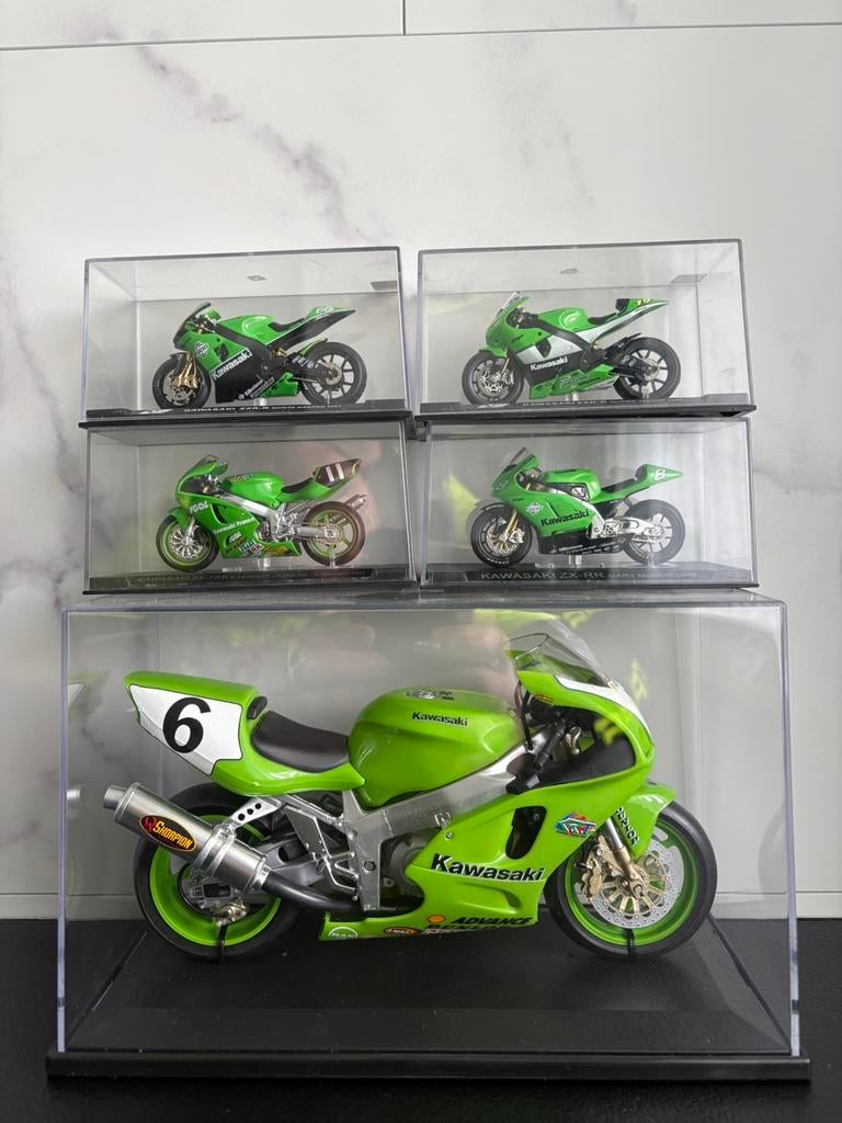 Kawasaki SBK/MotoGP 1:9/1:24, Ophalen of Verzenden, Gebruikt, 1:9 t/m 1:12, Motor