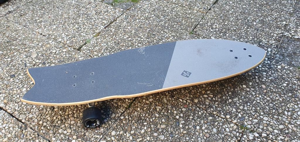 Skateboard (streetsurfing), Sport en Fitness, Skateboarden, Ophalen, Zo goed als nieuw, Skateboard