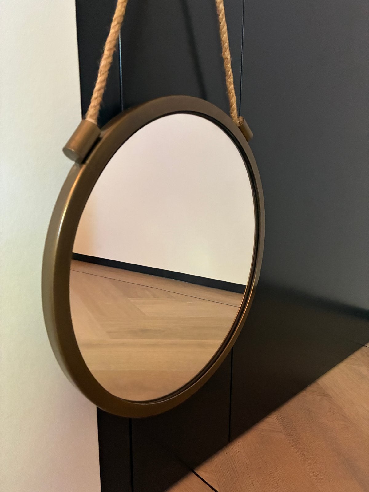 Ronde spiegel met touwophanging - 38cm doorsnede, Minder dan 50 cm, Rond, Ophalen of Verzenden, Zo goed als nieuw
