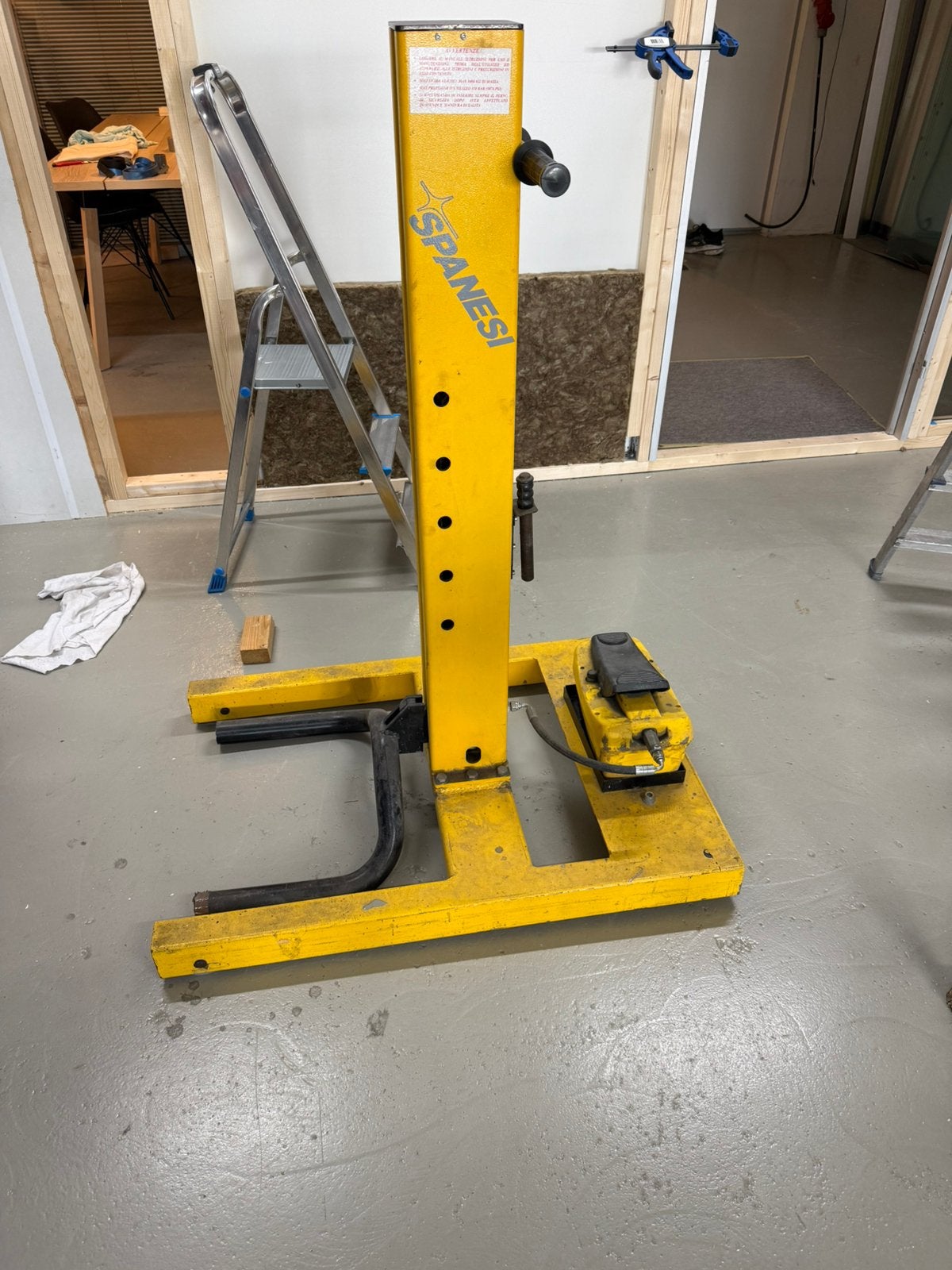 Spuitcabine gereedschap zie alle foto’s alles los te koop, Ophalen