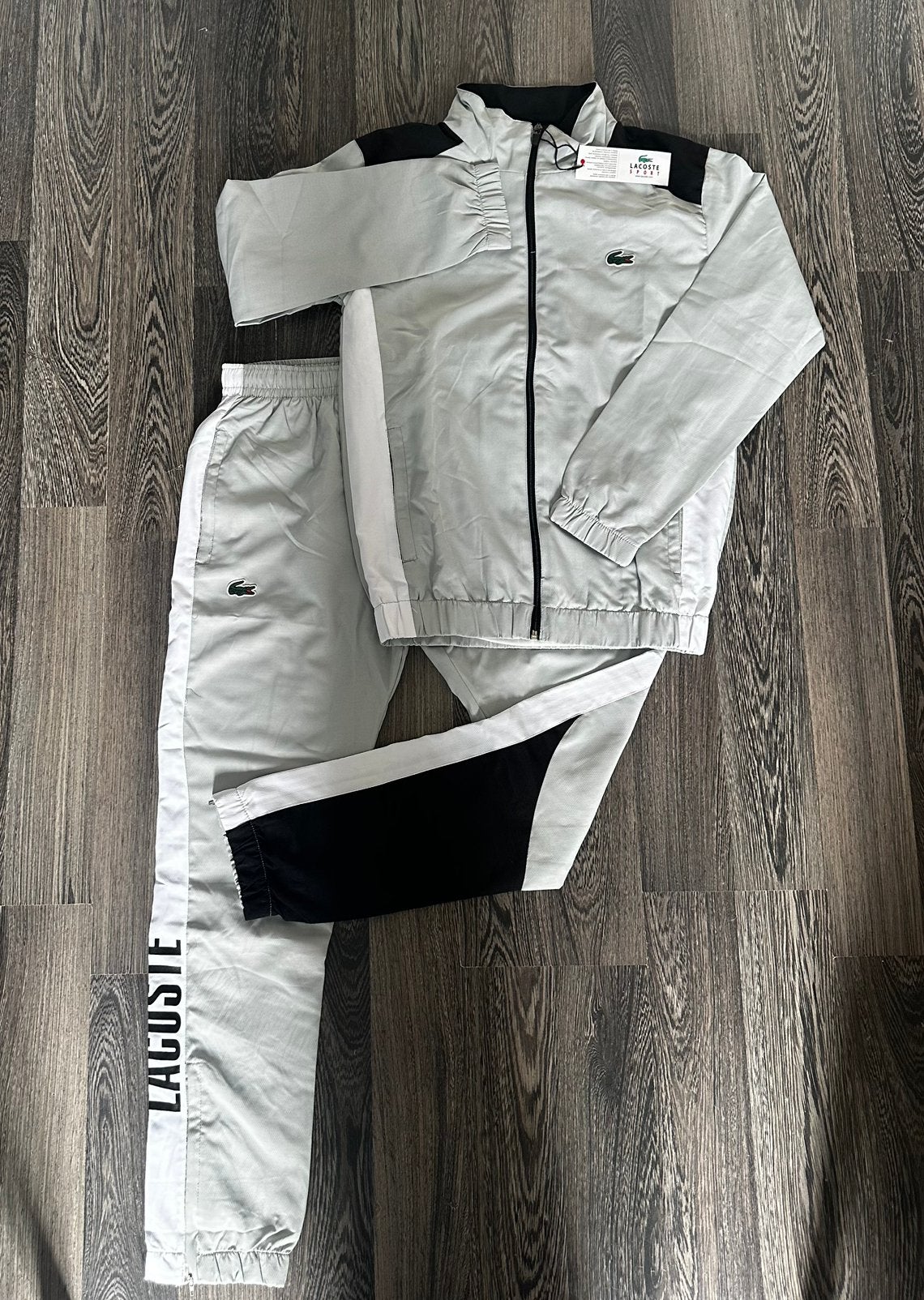 Lacoste pak, Ophalen, Nieuw, Grijs, Algemeen