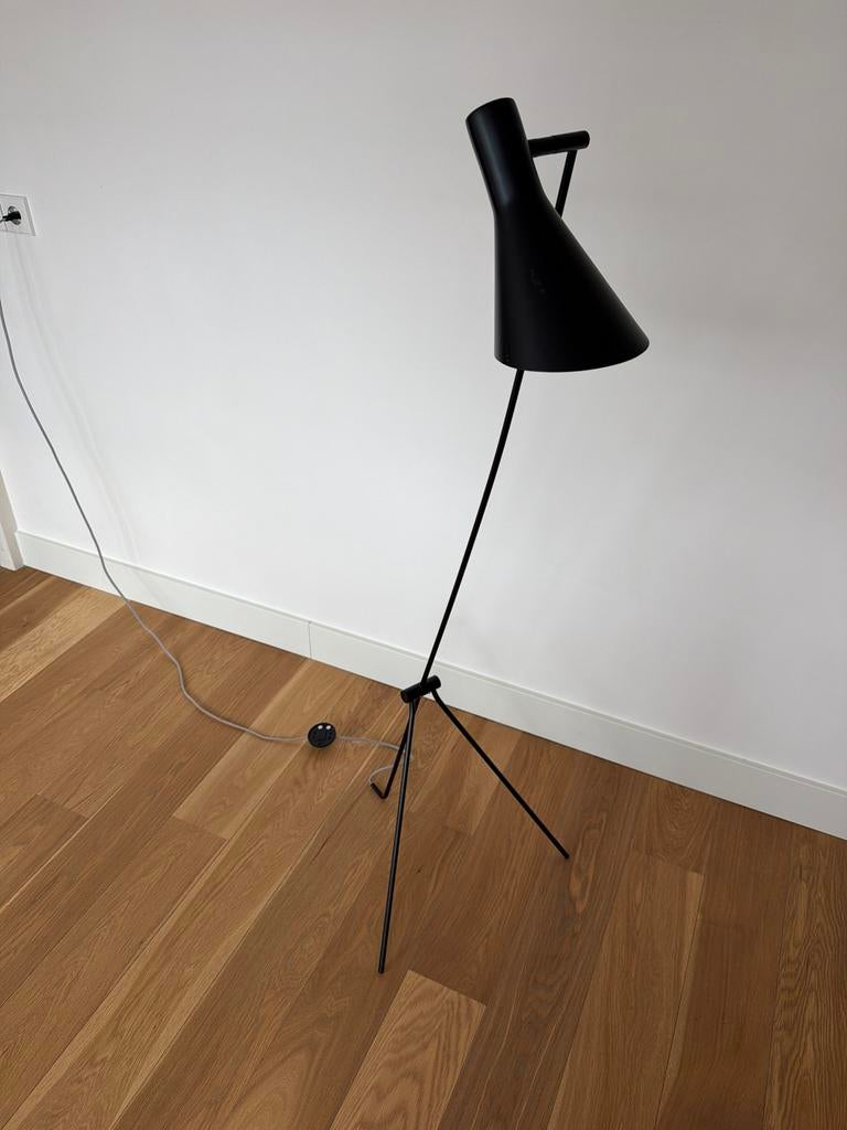 Bolia vloerlamp - Zwart, modern design, Huis en Inrichting, Ophalen, Zo goed als nieuw, Metaal, 150 tot 200 cm