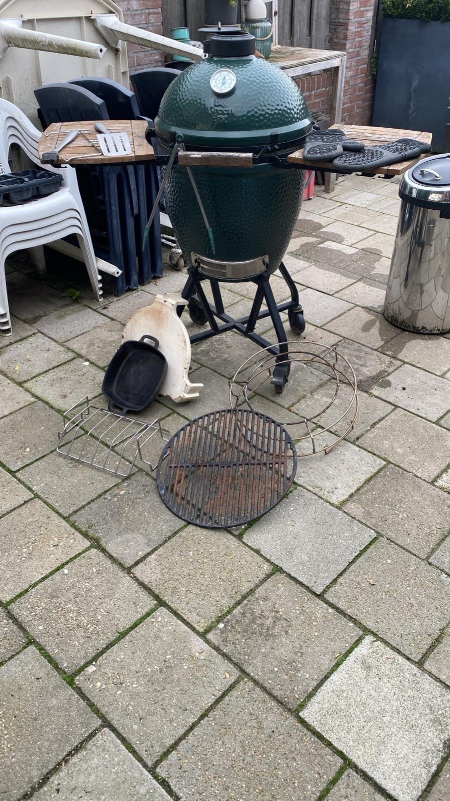 Big Green Egg Large met accessoires, Ophalen, Zo goed als nieuw