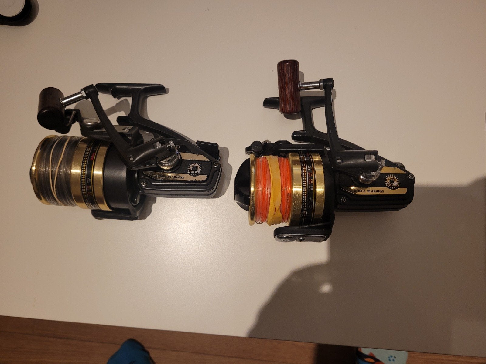 GEWIJZIGD! 2x Zeemolen bootmolen Daiwa BG90, Ophalen of Verzenden, Gebruikt, Molen