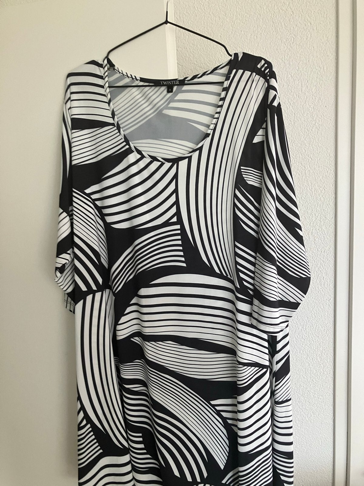 Twister maat 3 en Ulla poppen, Wit, Maat 46/48 (XL) of groter, Ophalen of Verzenden, Gedragen