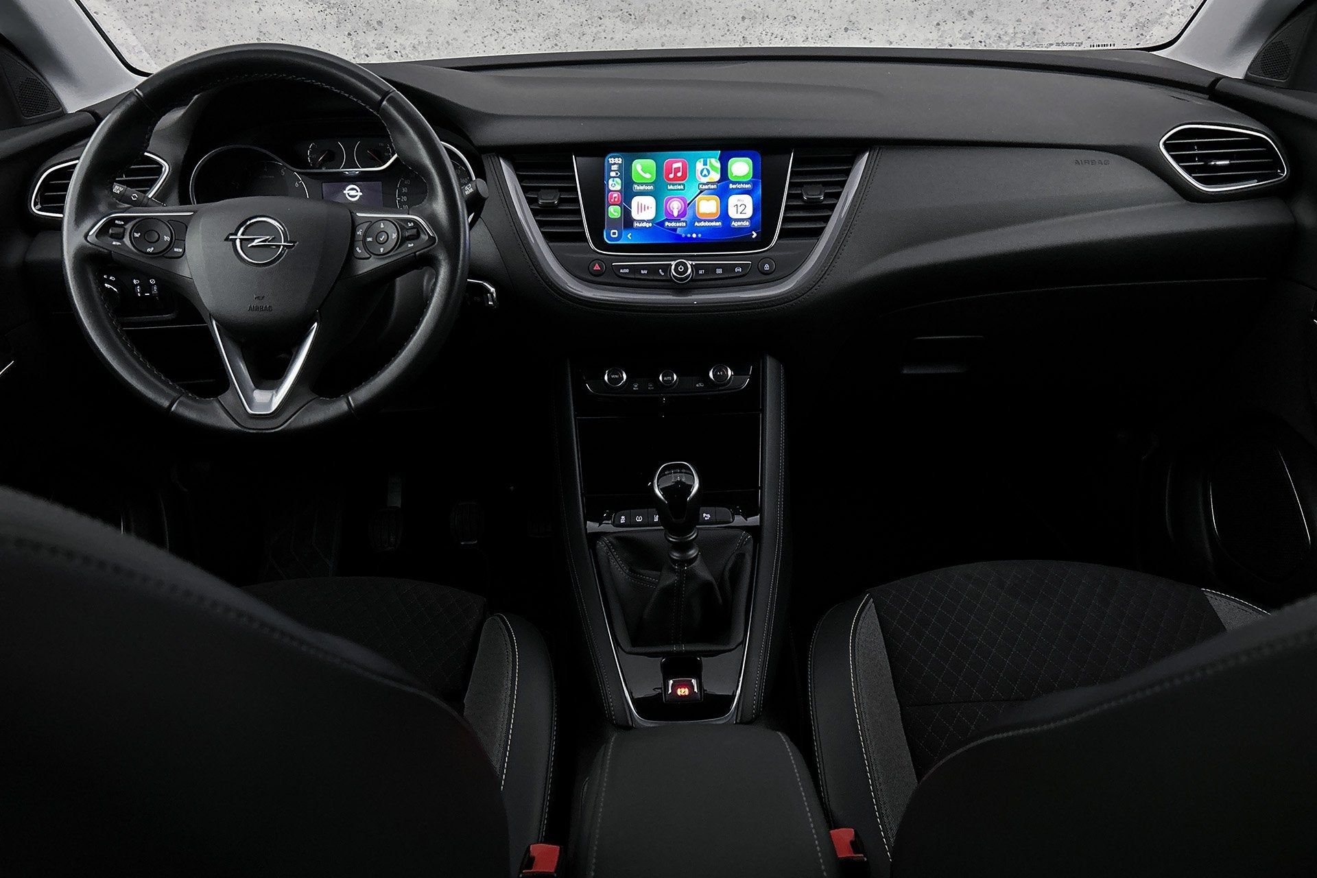 Opel Grandland X 1.2 Turbo Elegance | Camera | Half leder |, Auto's, Voorwielaandrijving, Gebruikt, 1199 cc, Met garantie (alle)