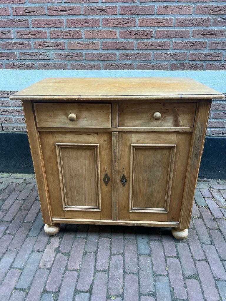 Brocante houten kastje, Ophalen