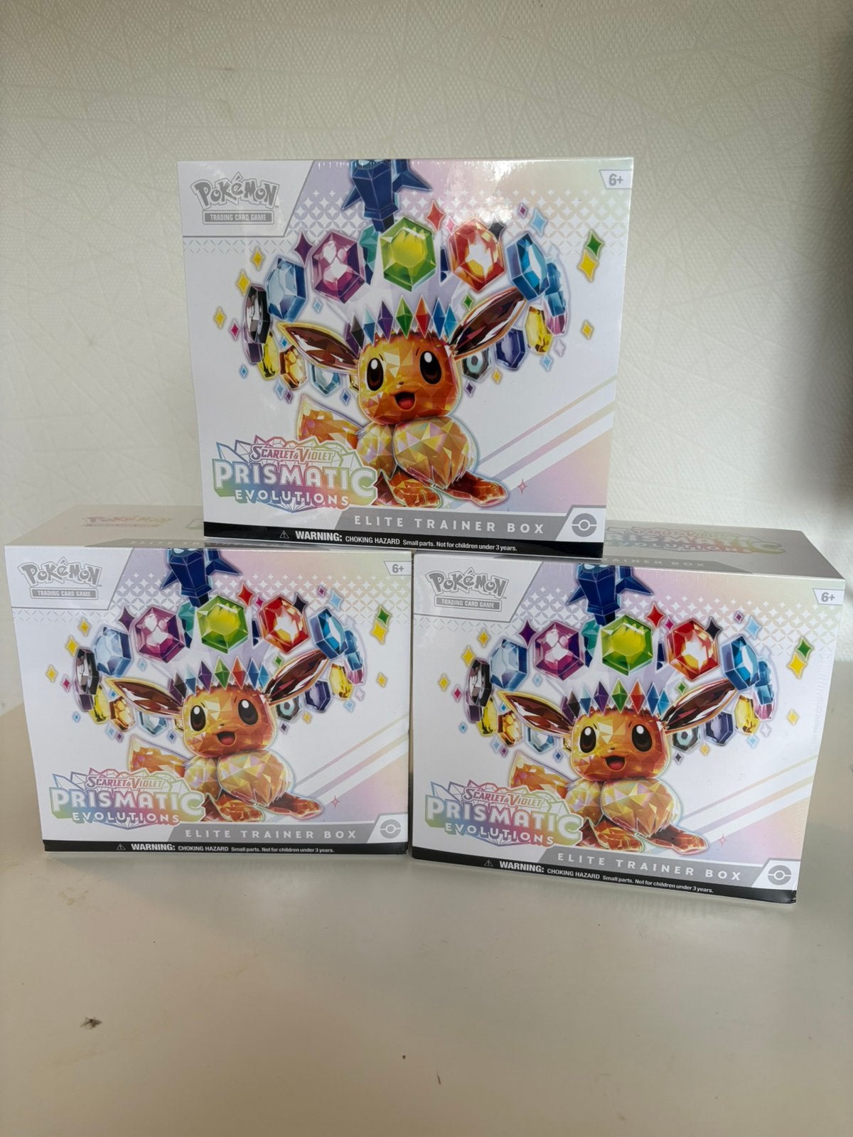 Pokemon prismatic evolutions elite trainer box, Ophalen of Verzenden, Zo goed als nieuw, Booster, Foil